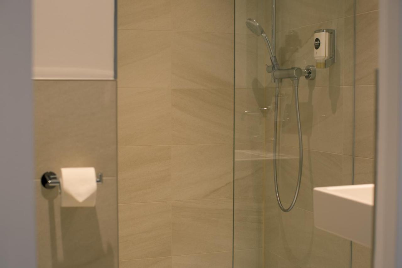 Comfort Kamer met Uitzicht op de Straat