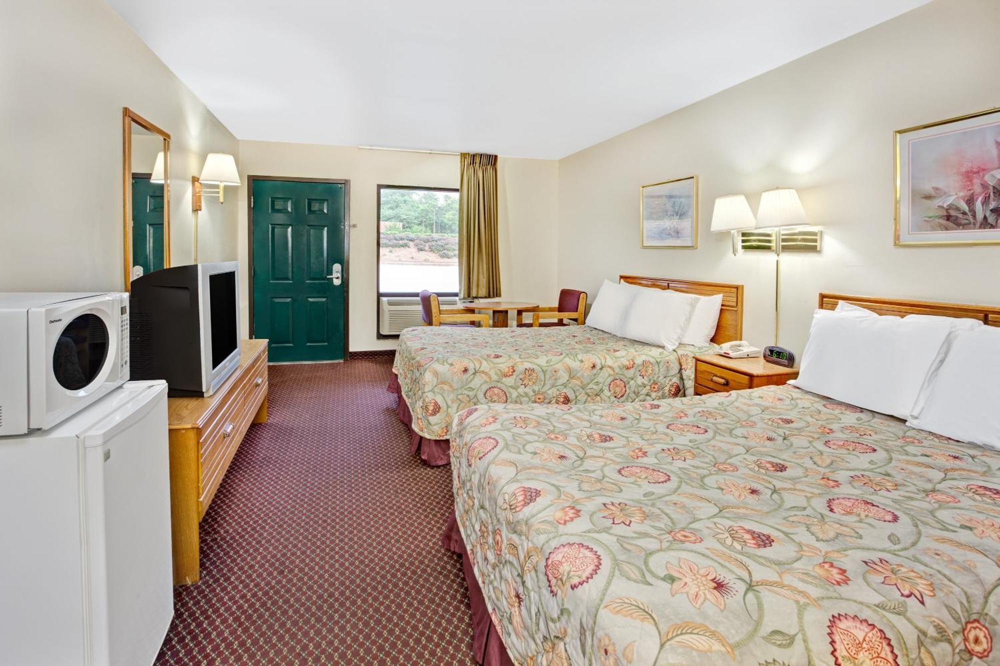 Deluxe Double Room with Two Double Beds - Non-Smoking