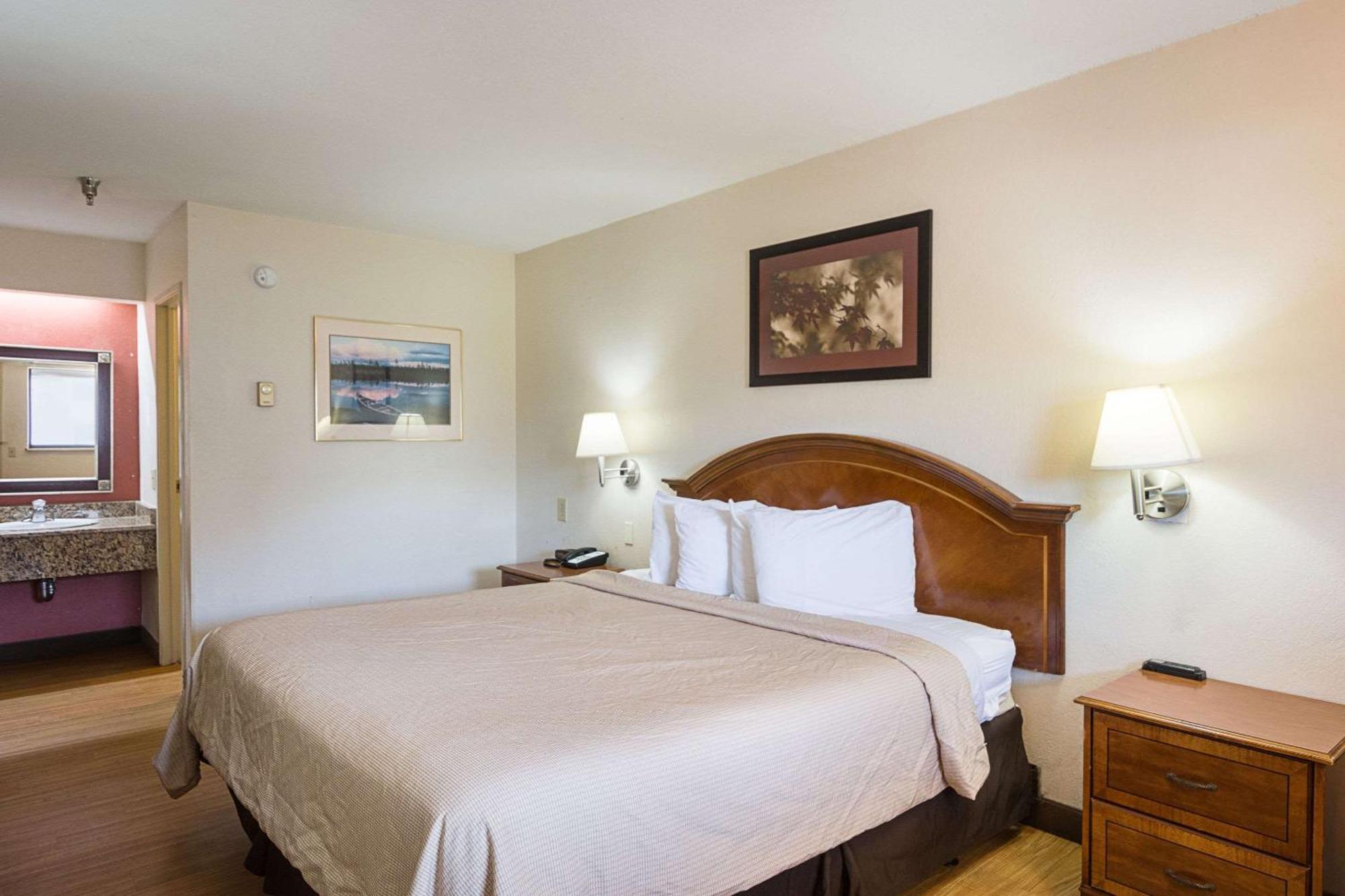 King Room,712935352:JPEG