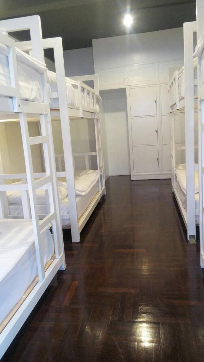 Bunk Bed Mixed Dormitory Room
