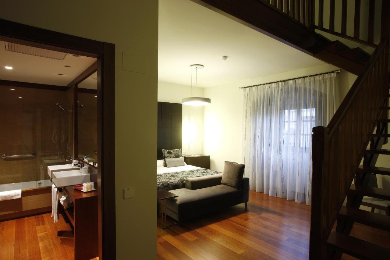 Luxury Suite,762284224:JPEG