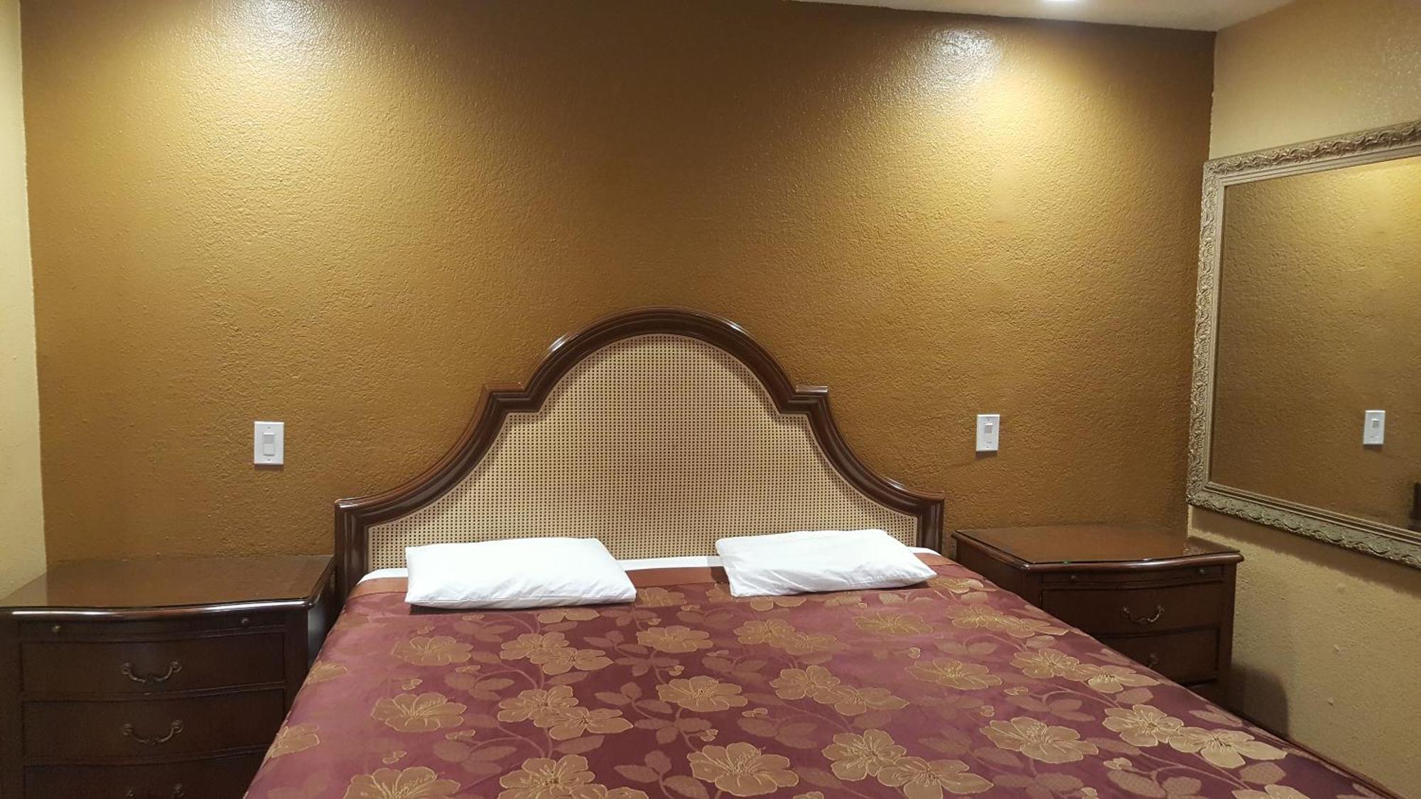 Queen Room Disability Access