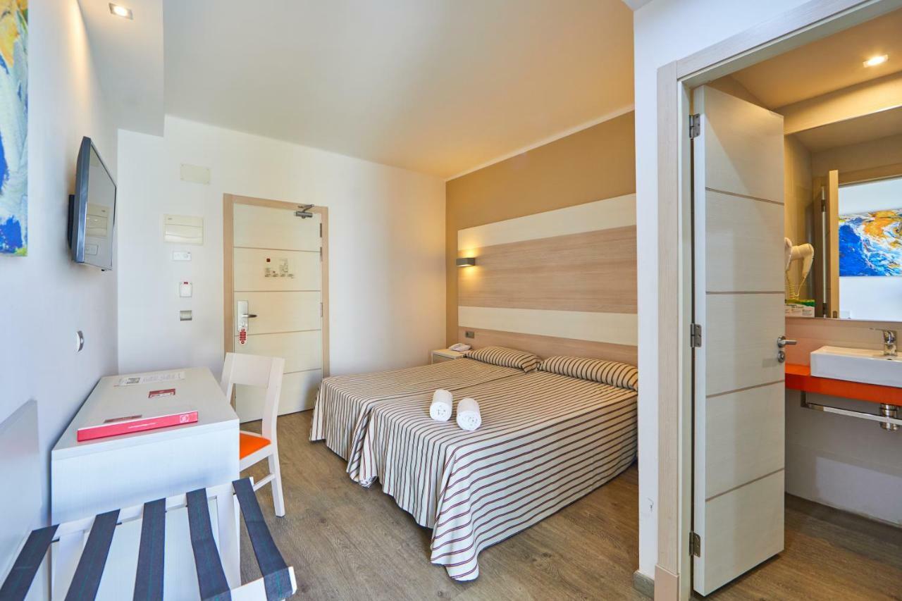 Quarto Duplo