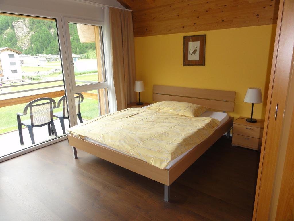 Einzelzimmer mit Balkon