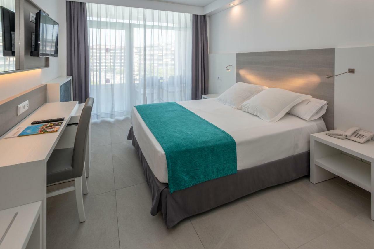Double Room,1436402731:JPEG
