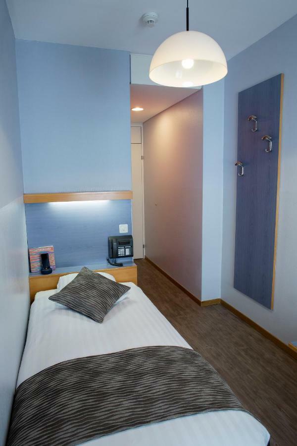 Classic Single Room