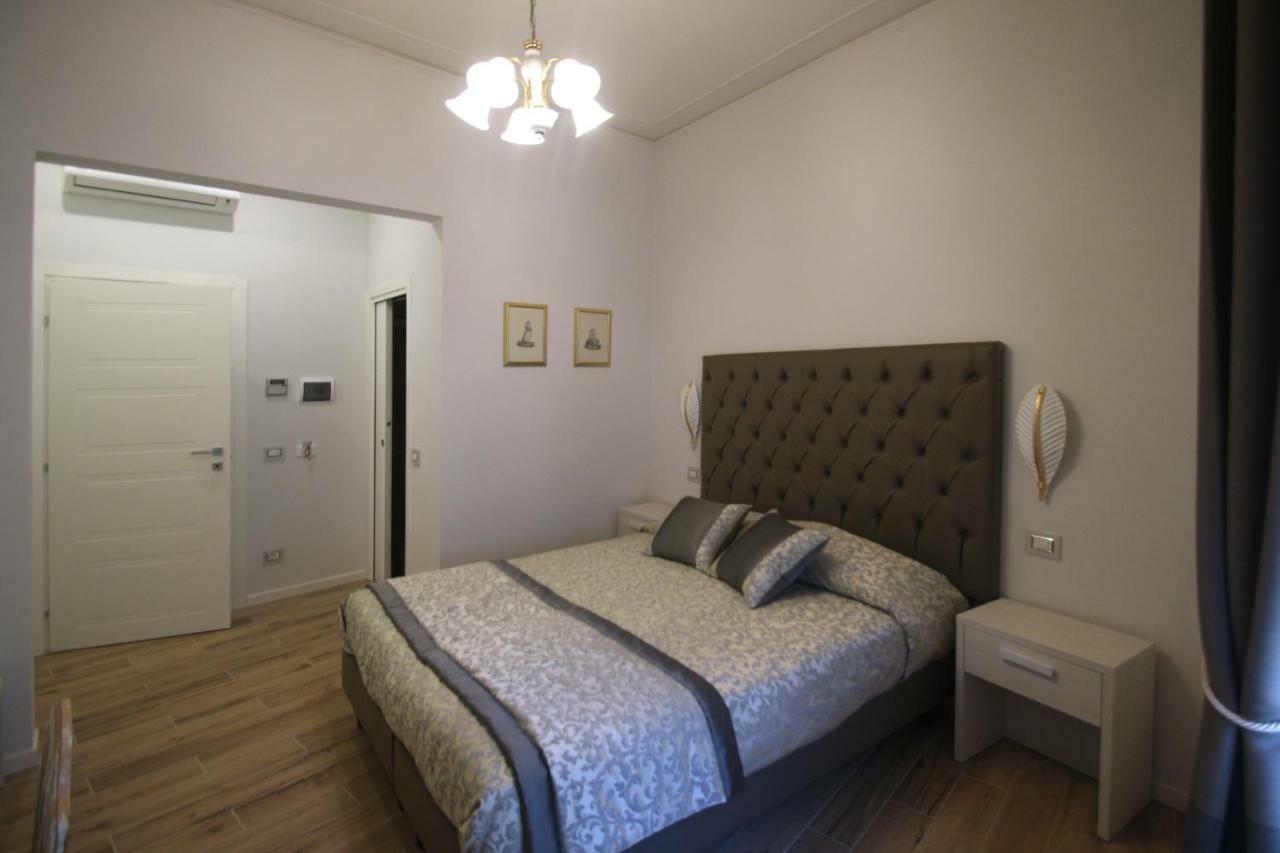 Deluxe Double or Twin Room,857292902:JPEG