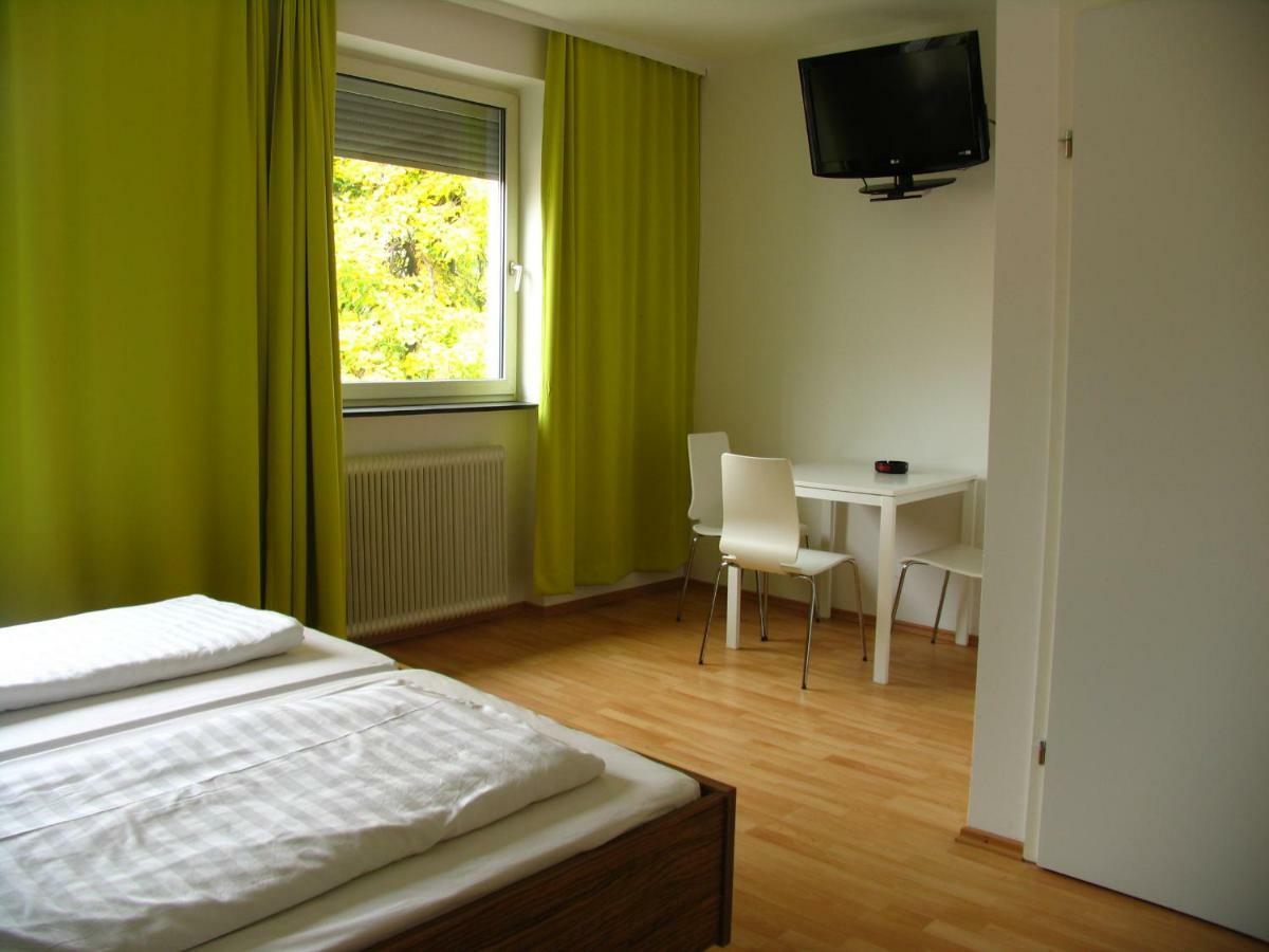 Triple Room,862331981:JPEG