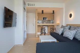 One-Bedroom Apartment,1272314086:JPEG