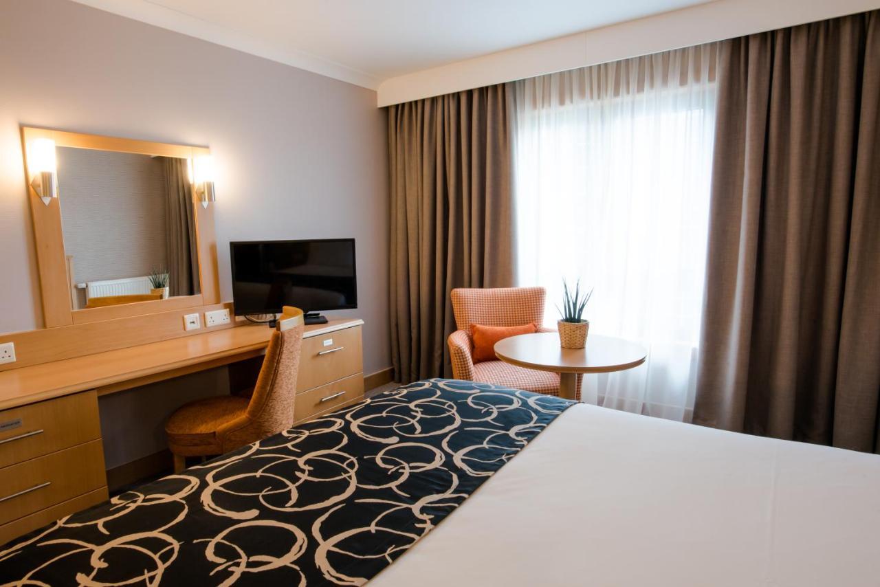 Standard Zimmer mit Kingsize-Bett und Einzelzimmer