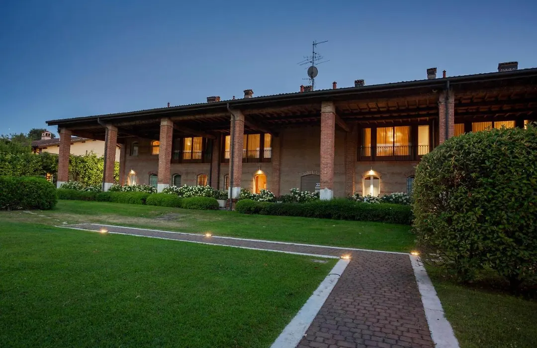Santellone Resort-1