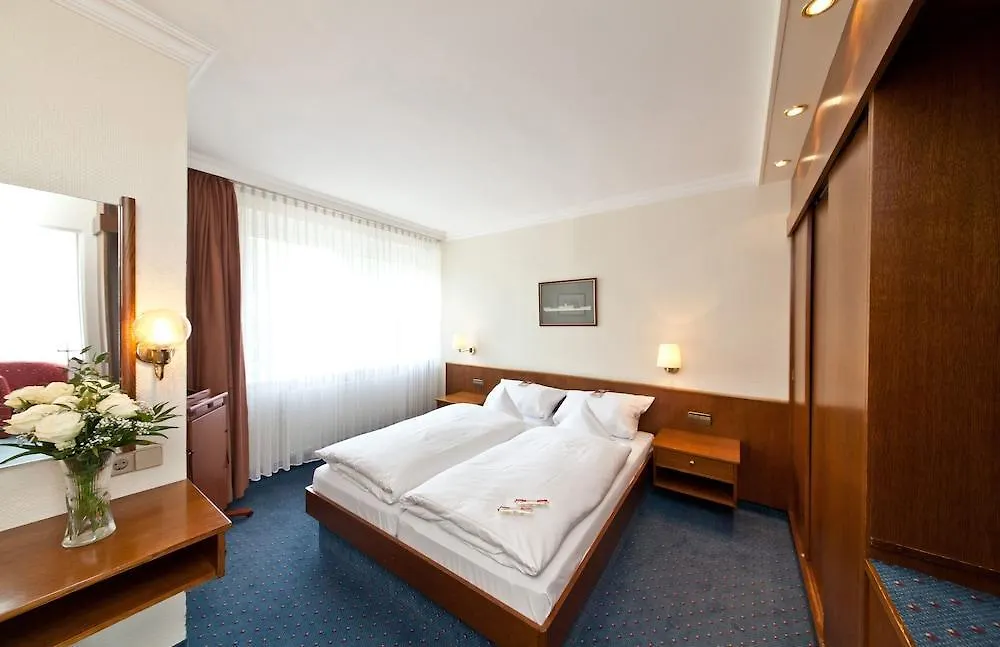 Hotel Ravenna Berlin Steglitz-1