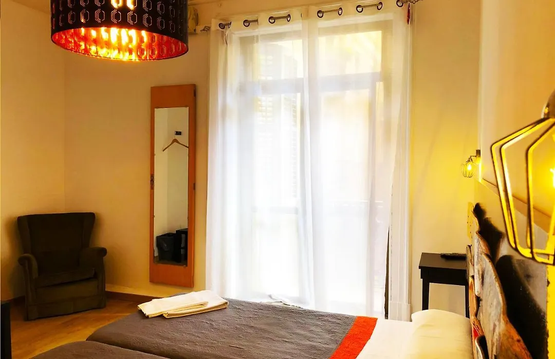 Hostal Portugal-1