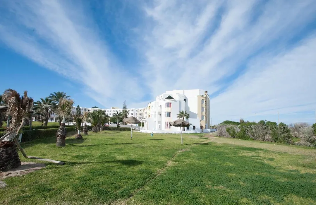 Thapsus Beach Resort-1