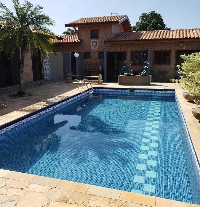 Suítes Verano Ubatuba - Bairro Itaguá - com piscina-1
