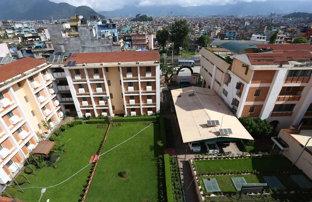 Alpine Hotel & Apartment-1