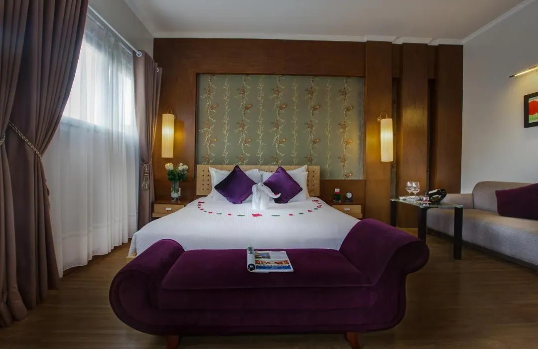 Eliana Ruby Hotel & Travel-1