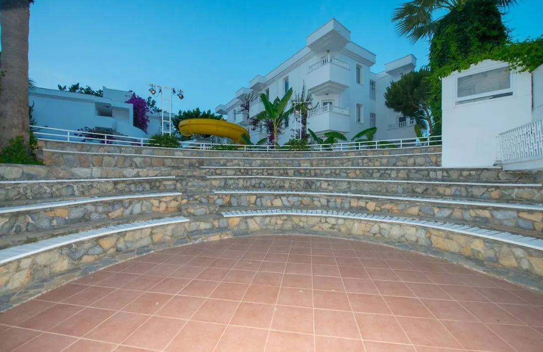 Bendis Beach Hotel-1