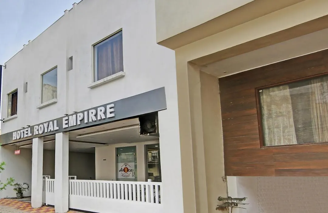 Treebo Royal Empire Adarsh Nagar, Chandigarh-1