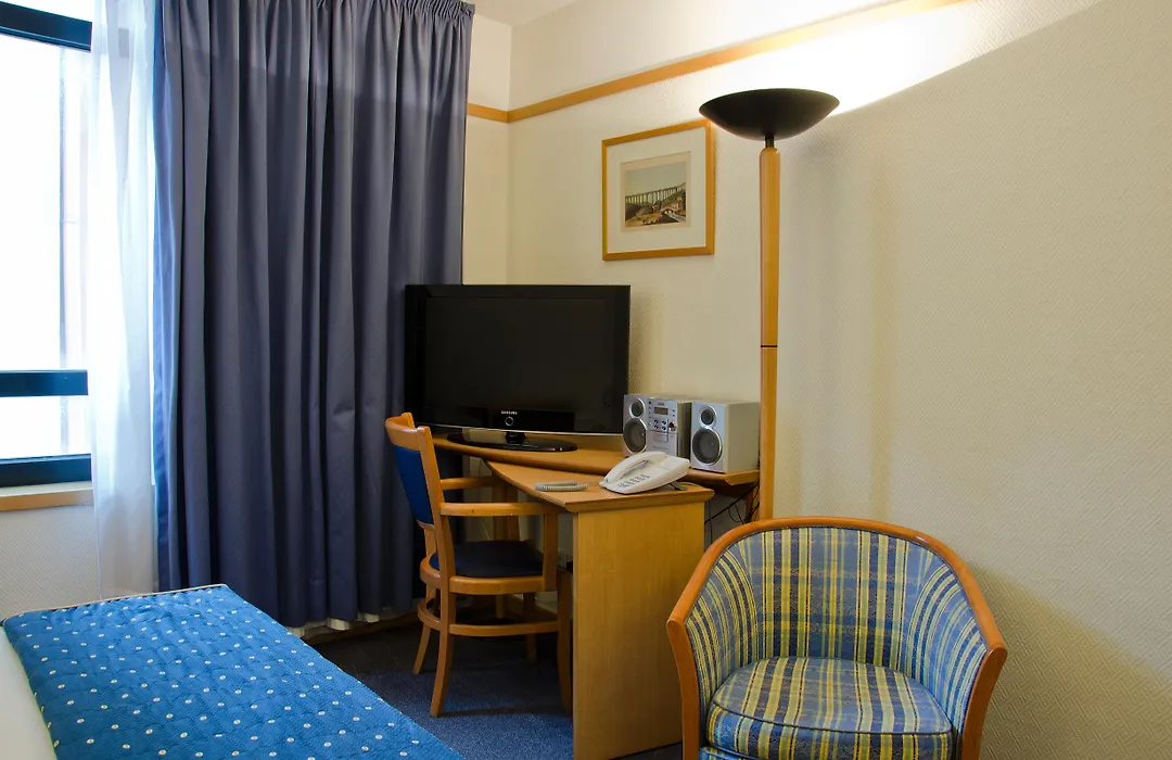 Vip Executive Eden Aparthotel-1