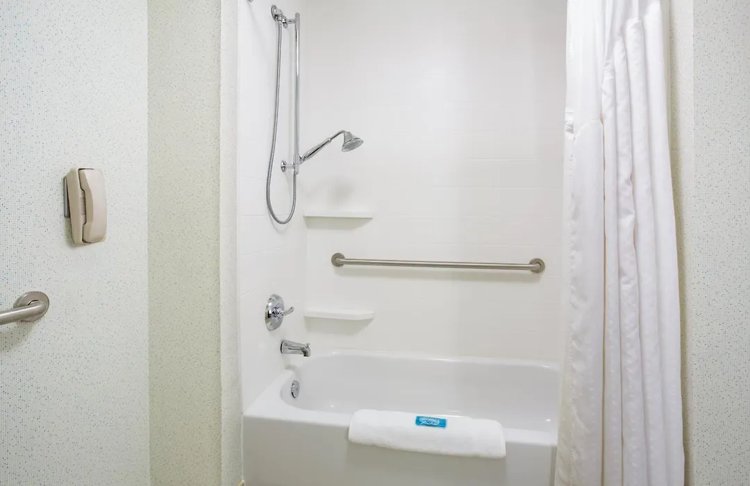 Holiday Inn Express Kansas City - At The Legends! By Ihg-1