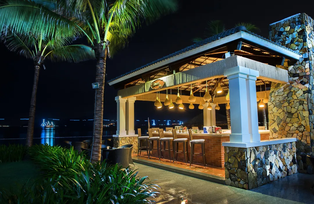 Vinpearl Resort & Spa Nha Trang Bay-1