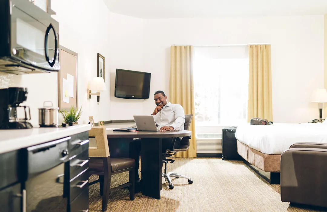 Sonesta Simply Suites Dallas Las Colinas-1