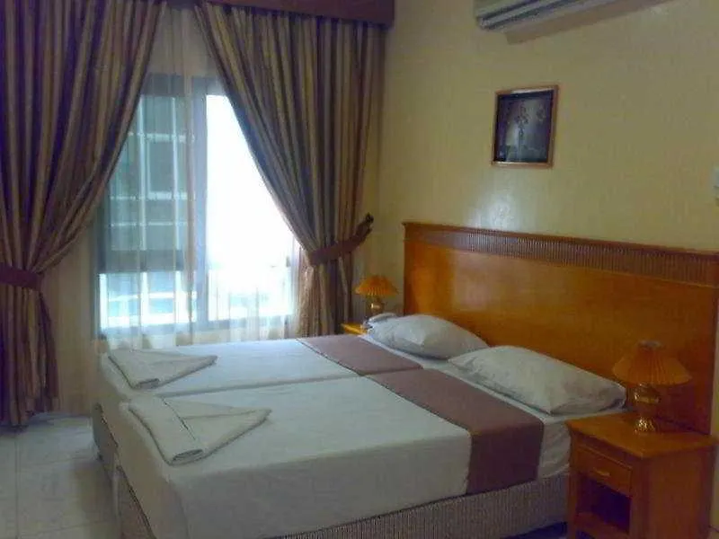 Shalimar Park Hotel-1