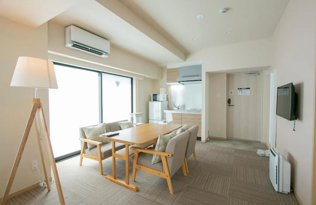 Ostay Ueno-1