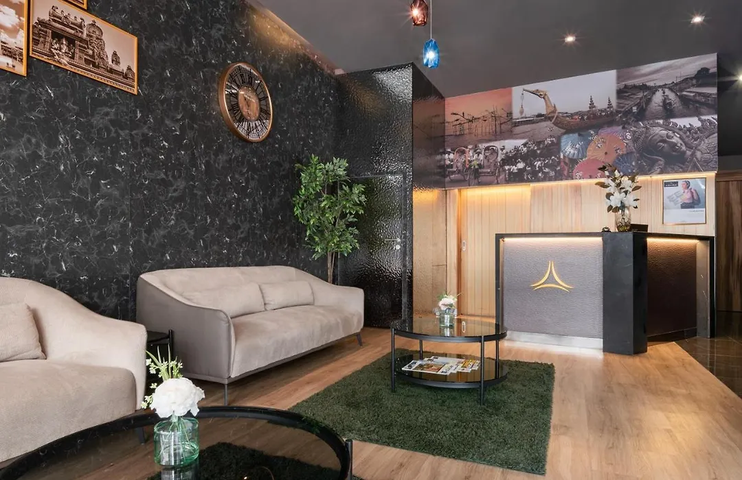 Aspira Gems Center Silom-1