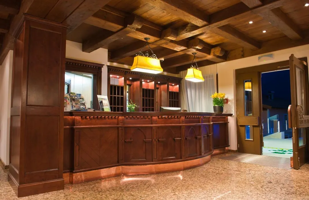 Hotel Zur Burg-1