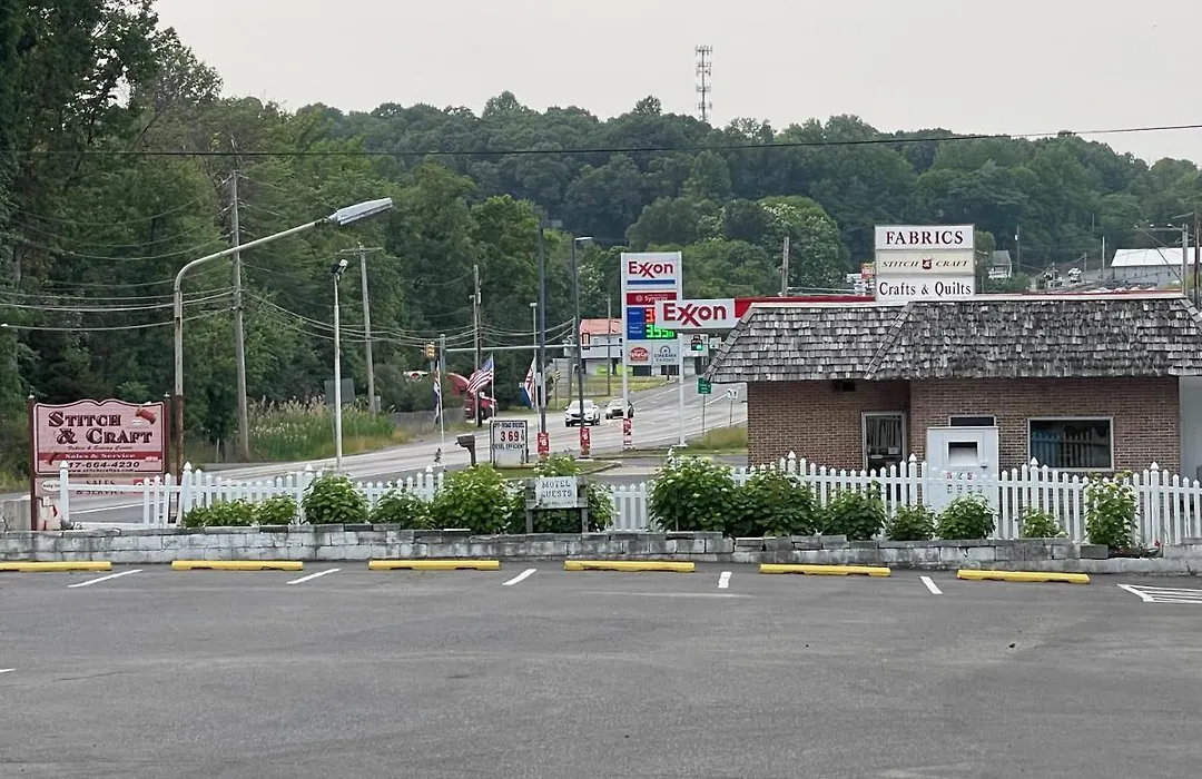 Pennswoods Inn-1