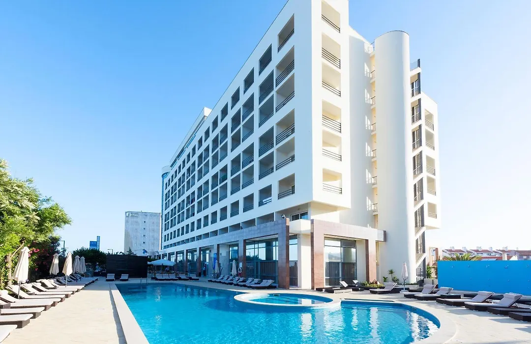 Tryp By Wyndham Lisboa Caparica Mar-1