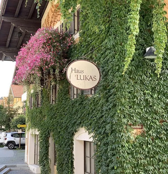 Haus Lukas-1