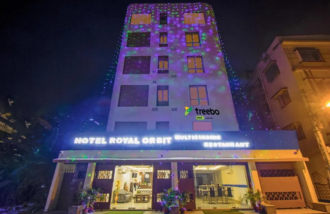 Treebo Royal Orbit, Metropoliton-1