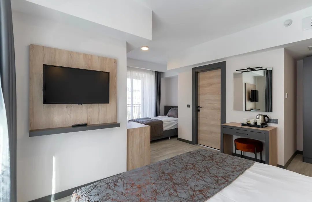 Irenic Hotel-1