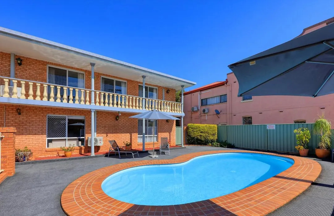 Blue Diamond Motor Inn-1