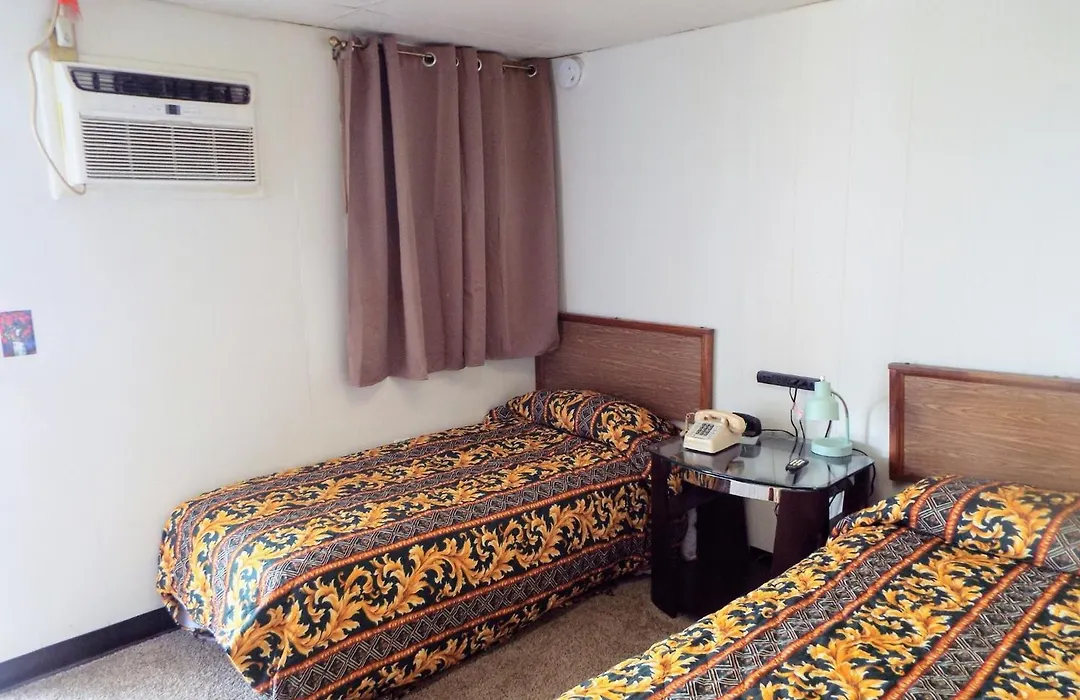 Davis Motel-1