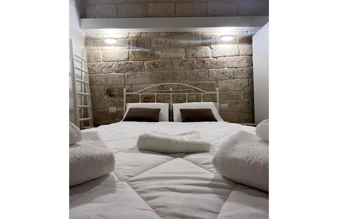 Locus Amoenus-1