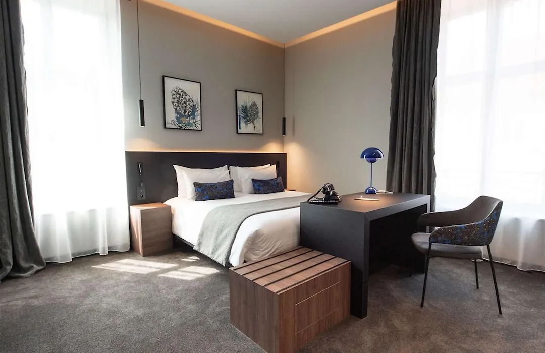 Best Western Premier Le Chapitre Hotel&Spa-1