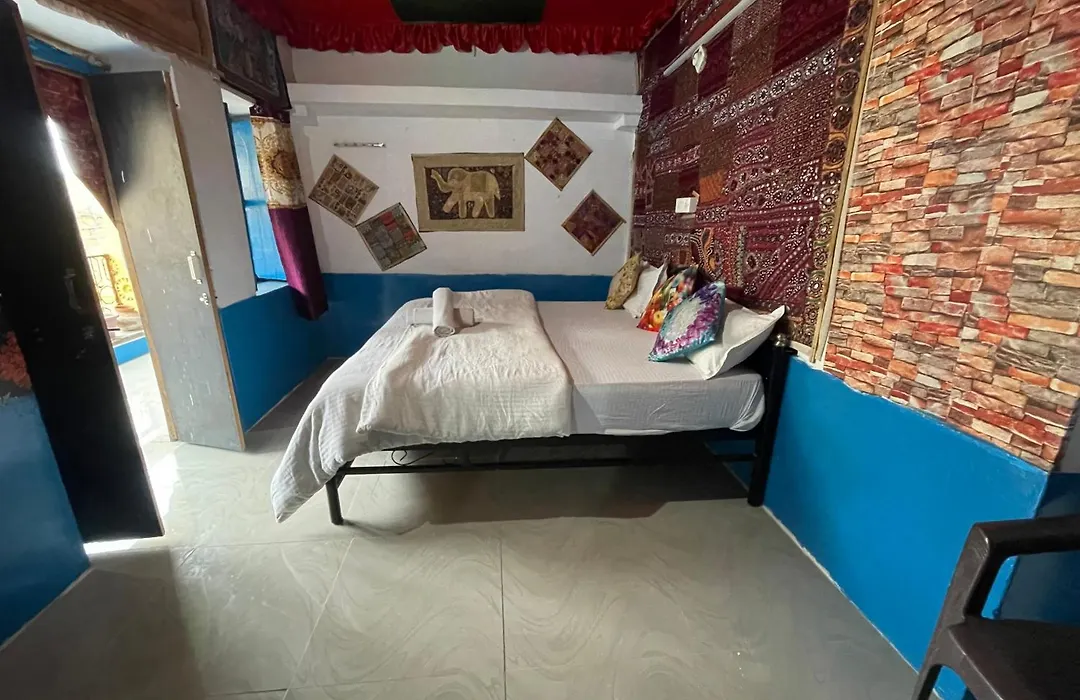Mirvana Guest House & Camel Safari-1