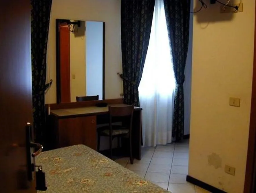 Hotel Astoria-1