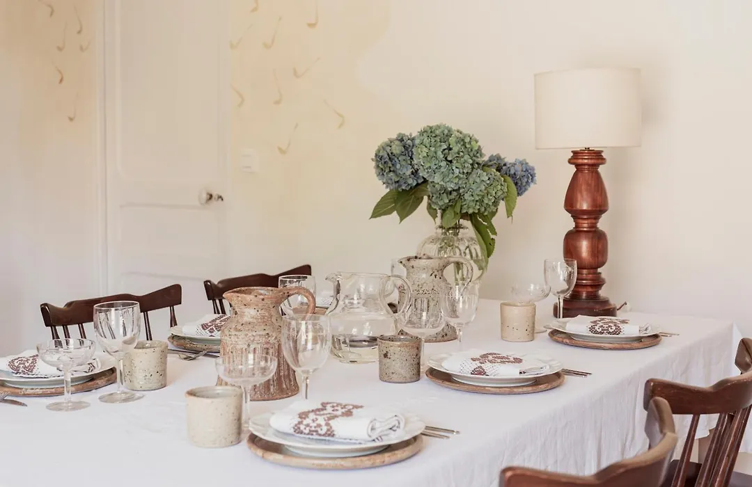 Maison Gamboia, 5 chambres d'hôtes de charme et résidence d'artistes, au calme, vaste jardin fruitier-1