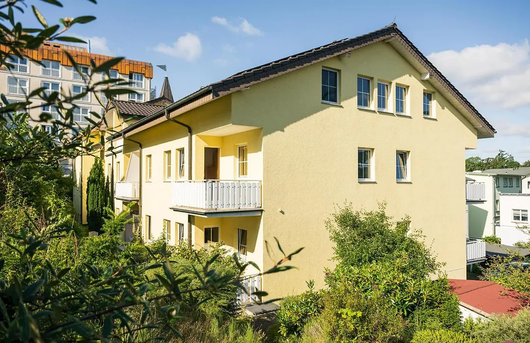 Inselhotel Rügen-1