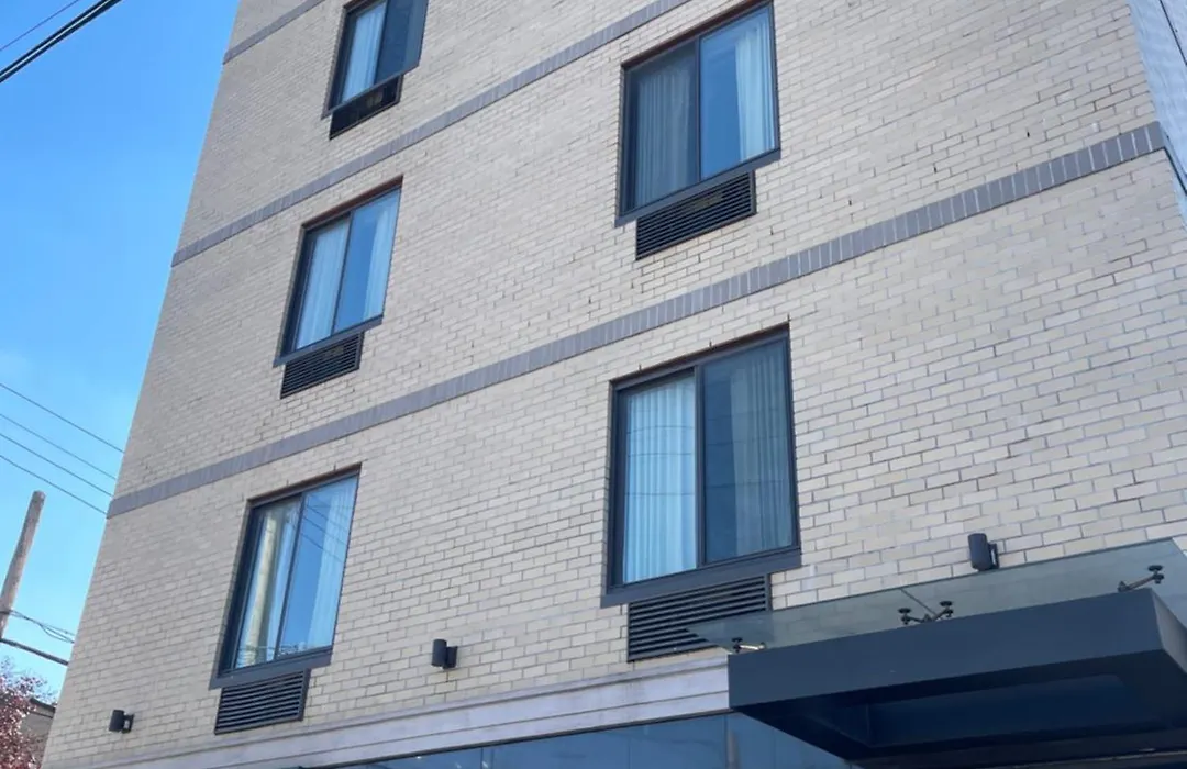 Voyage Hotel-1