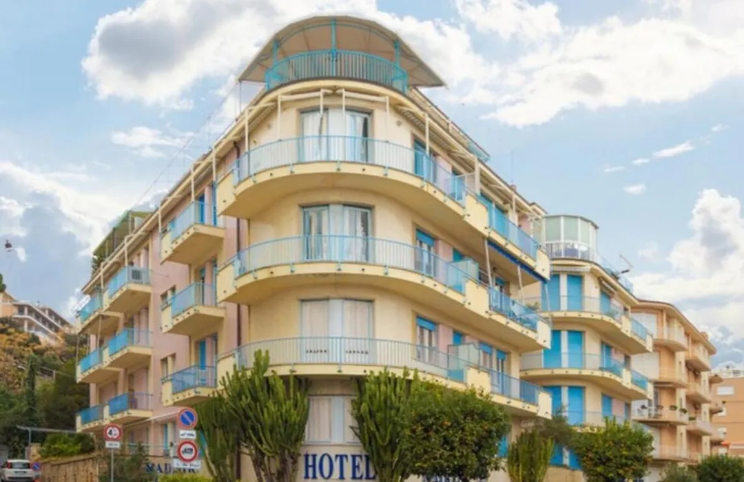 Lvg Hotel Collection - Majestic-1