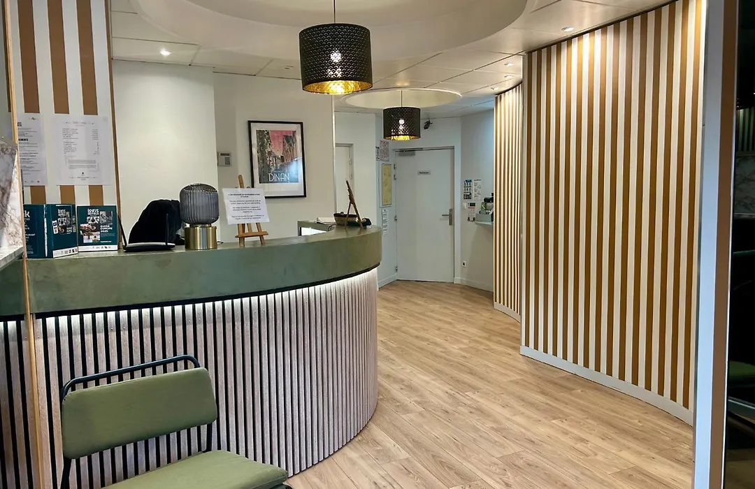 Cit'Hotel le Challonge-1