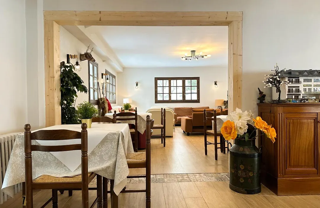 Hotel Tirol-1
