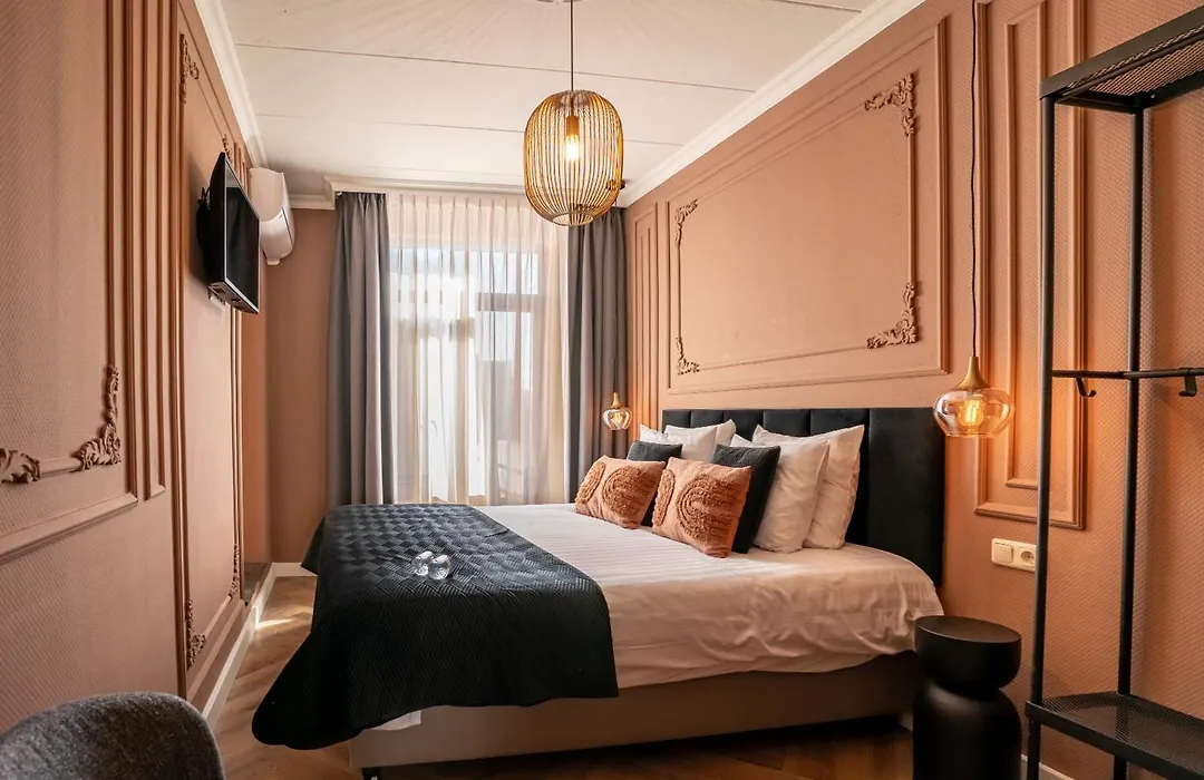 Hotel Janssen-1