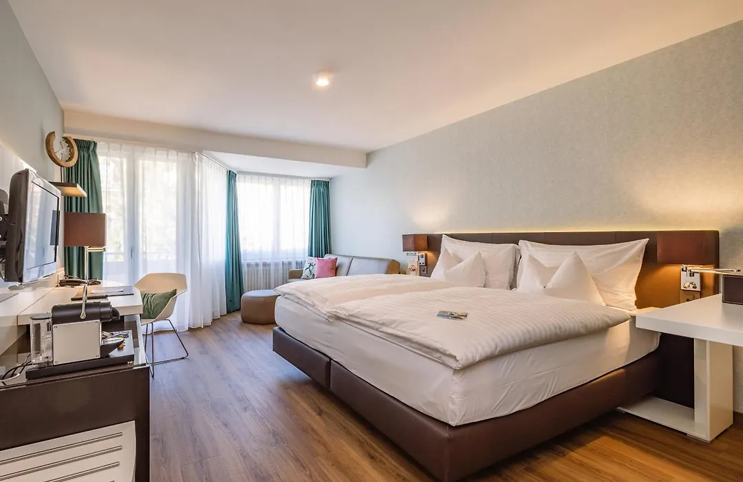 Hotel Spalentor - Ihr Sympathisches Stadthotel-1